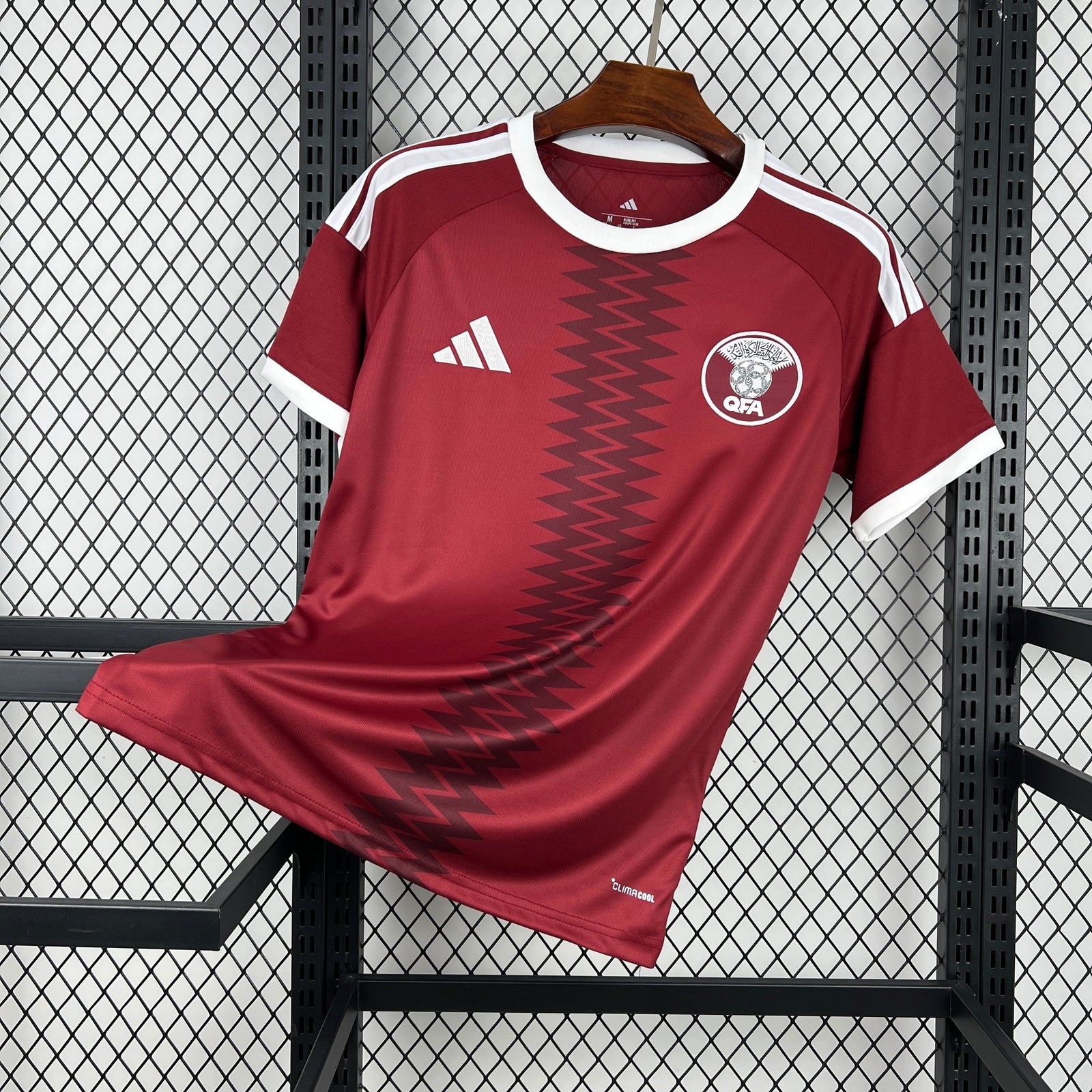 Jersey Qatar local 2026